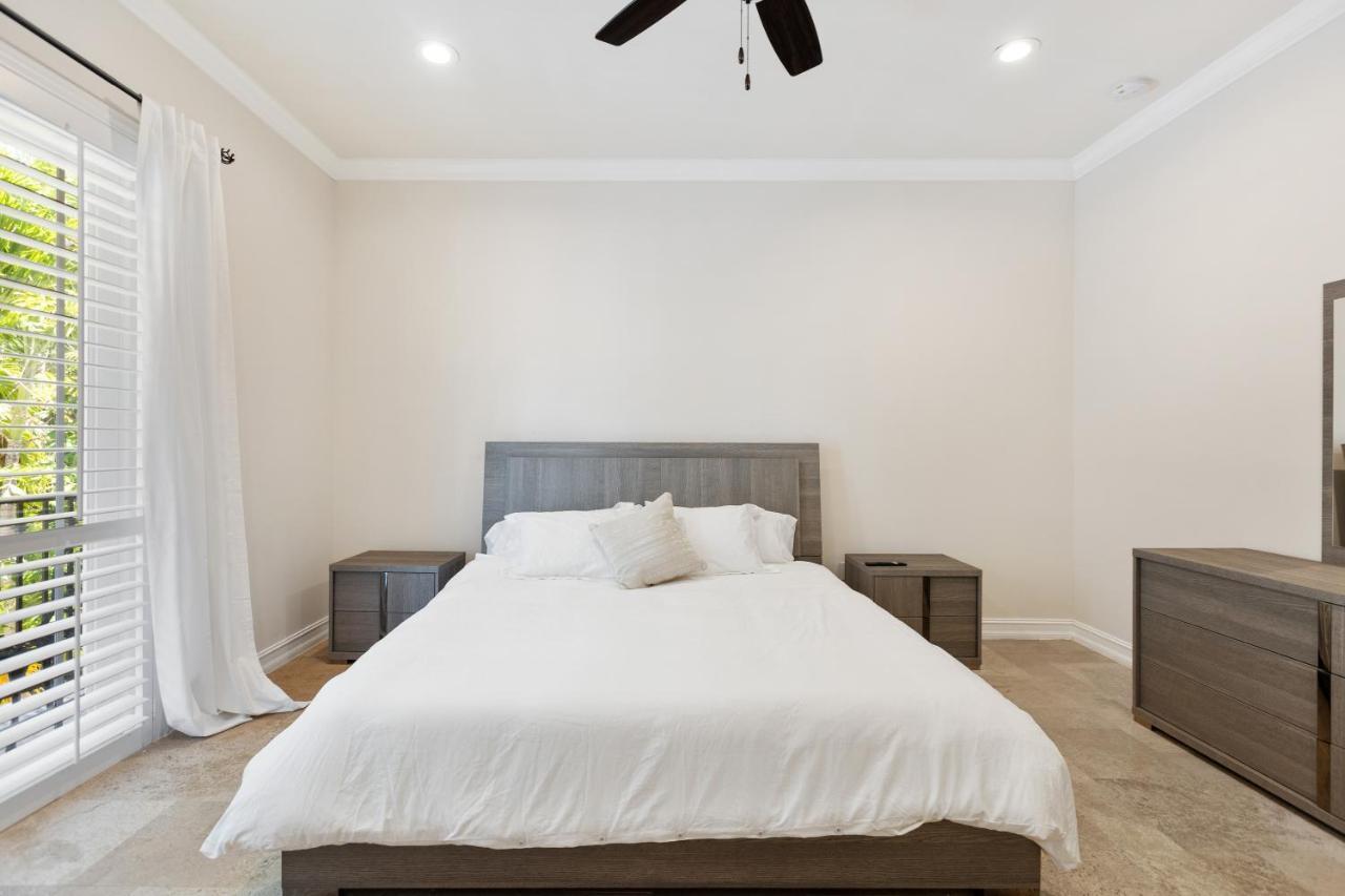 Luxury Spanish Villa 4 Bedroom 4 Bathroom Pool Sunny Isles North Miami Beach Εξωτερικό φωτογραφία